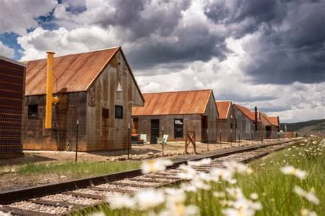 S. Lumberyard